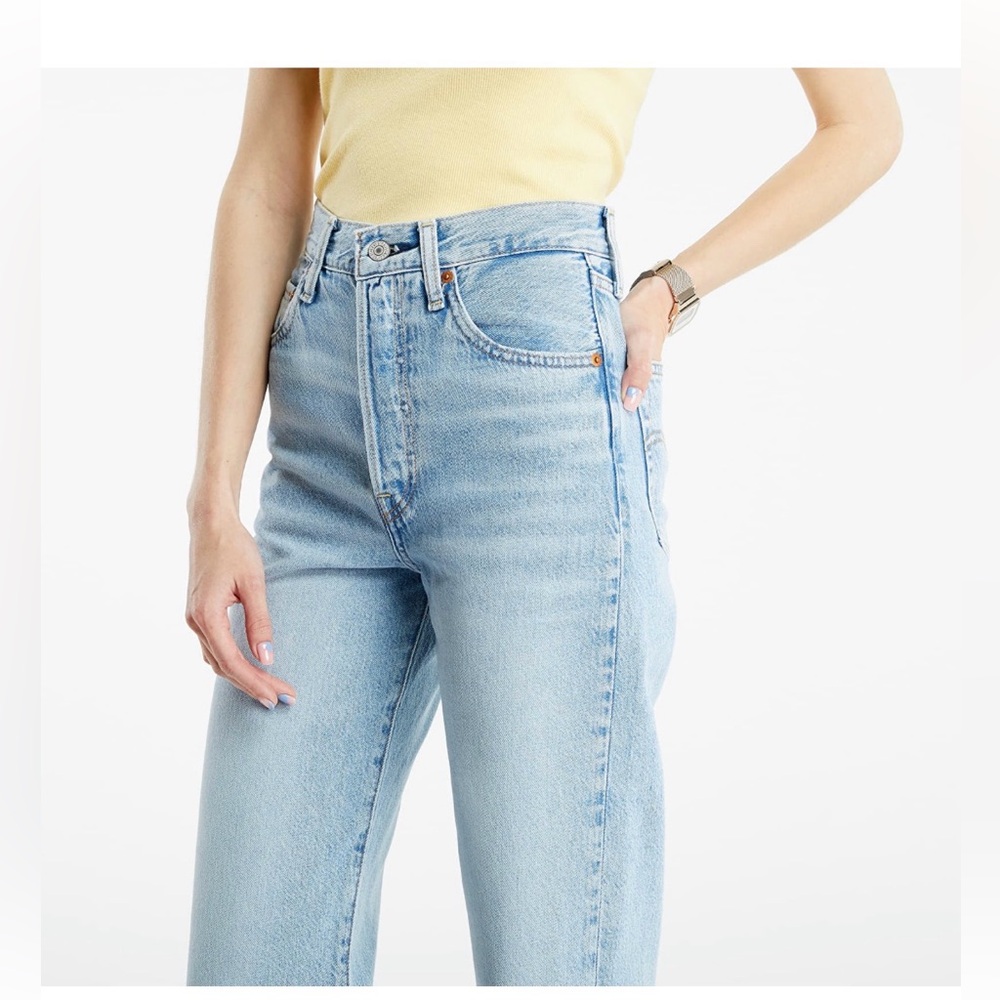 Levi’s ribcage straight ankle jeans